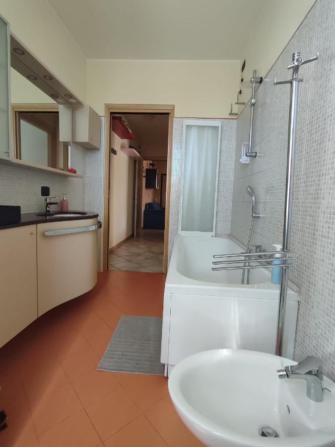 Residenza Tra Parma E Fiere Baganzola Exterior foto